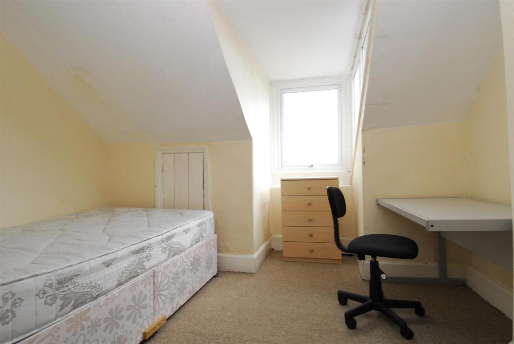 18BedfordPark009.JPG