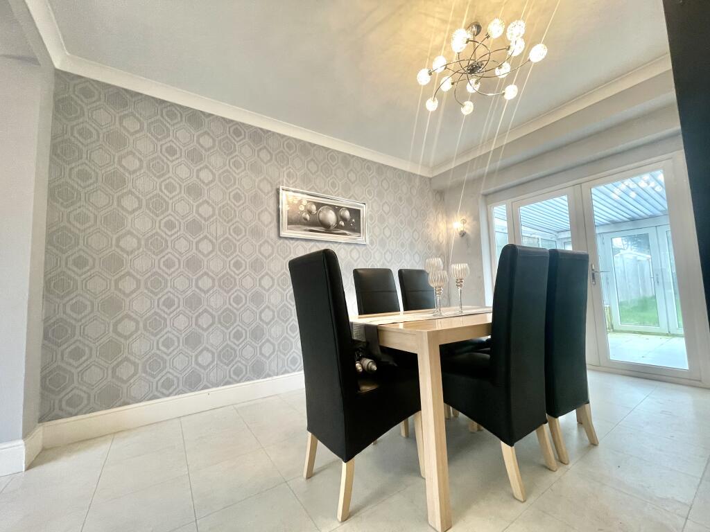 4FA918BC-55B6-467B-AFCC-04F24EF67323