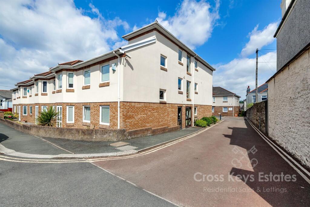 Parking/Communal Garden