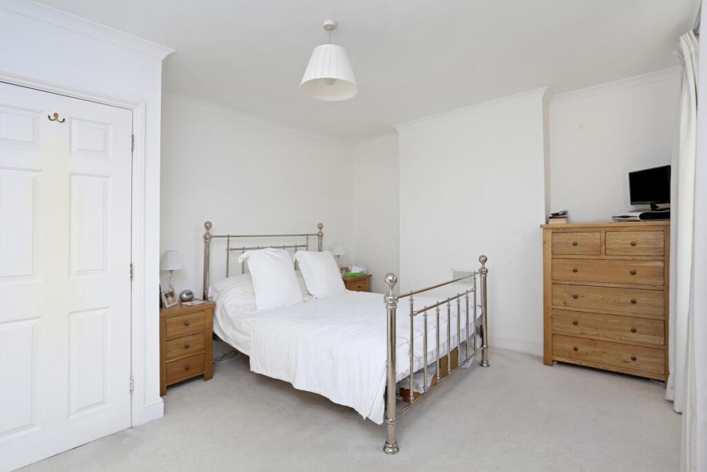 10 Annandale Rd, ...