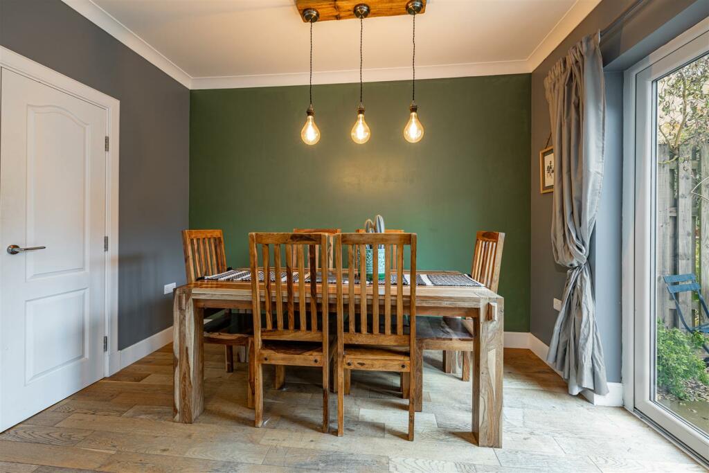 25 Harleyburn Drive Melrose 13.JPG