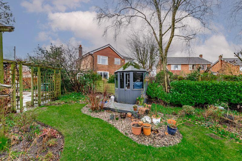 Garden &amp; Summer House