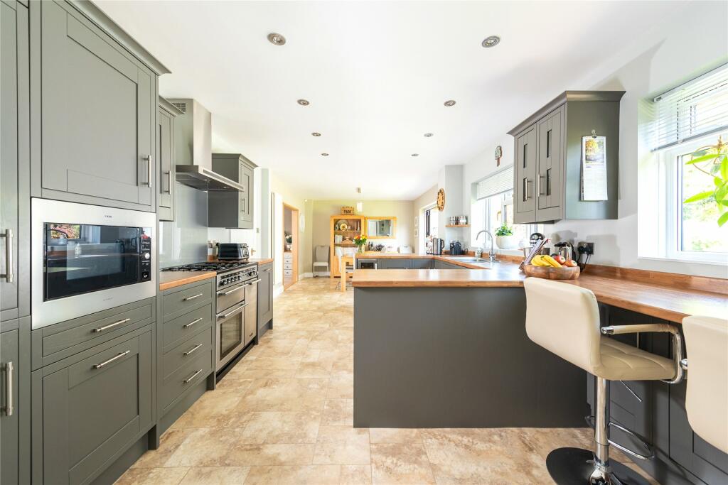 Kitchen/Brkfast/Din