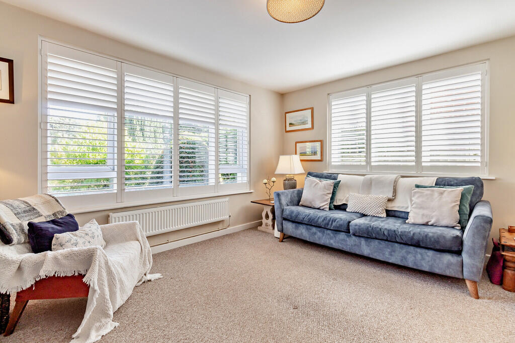 8662699-interior0...
