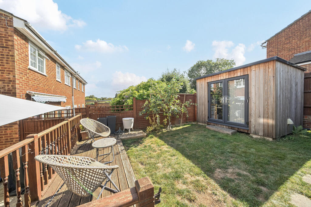 1341992-7-689e008...