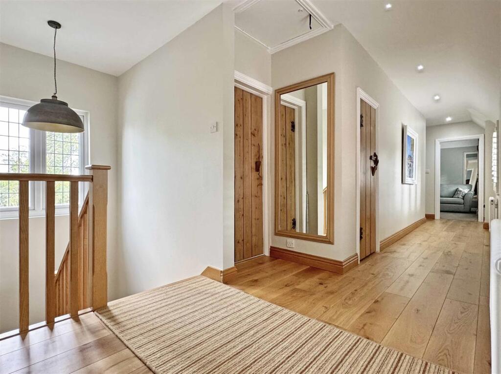 First Floor Landing.jpg