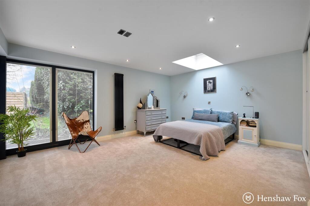 Ph7_5801344 - Copy.jpg