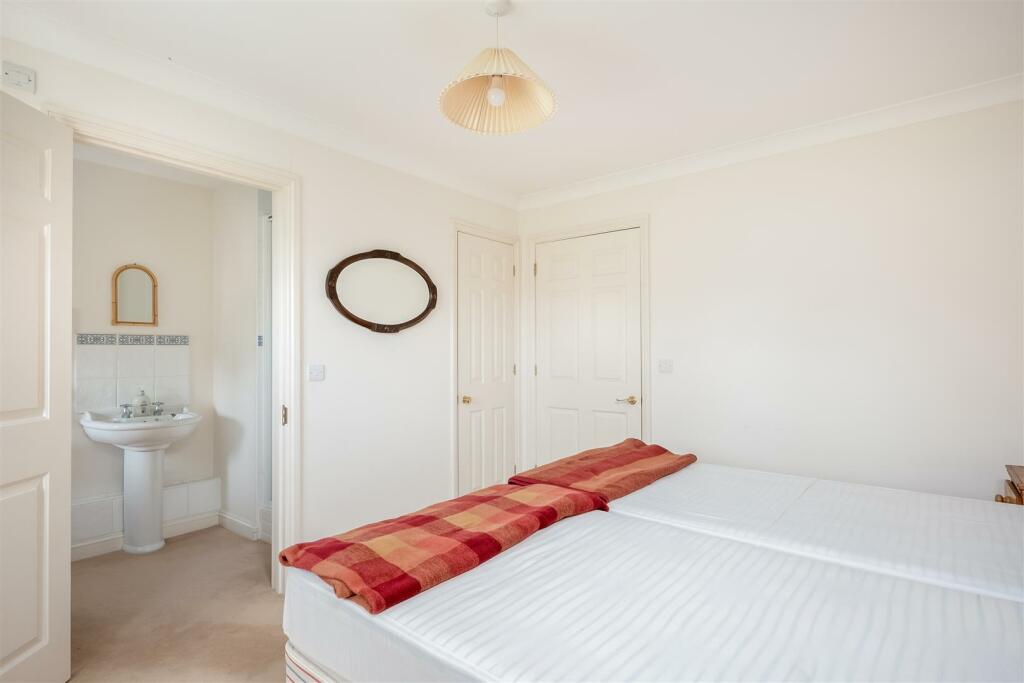 30 The Playing Close-9.jpg