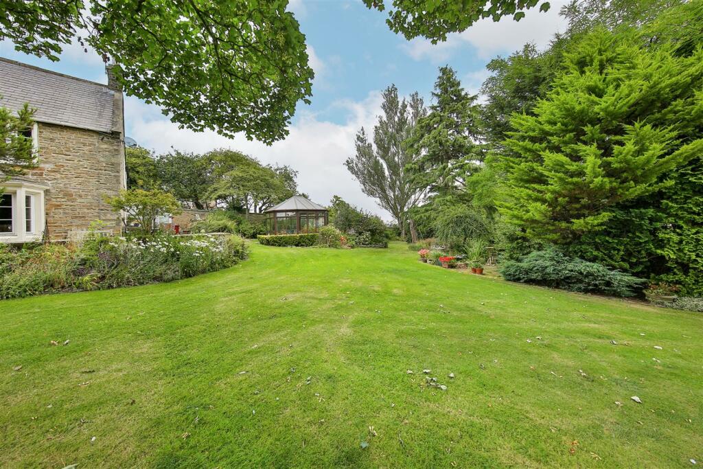 Garden3.jpg