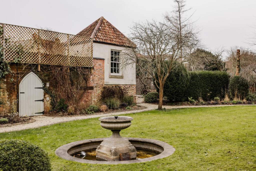 253699 - SH.hr-65.jpg