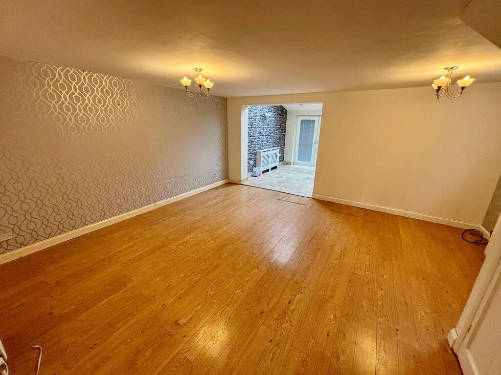 Through Lounge/Diner