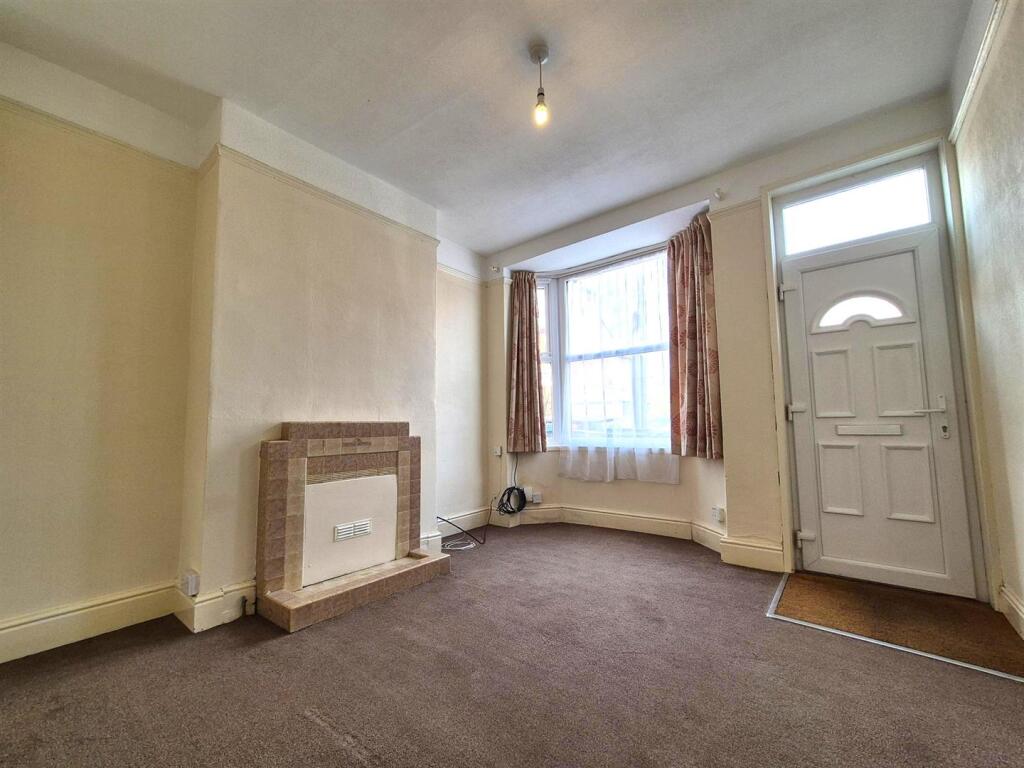Front Lounge