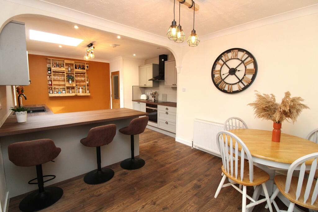Kitchen / Diner