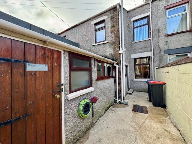 IMG 2404 T202510011347.jpg