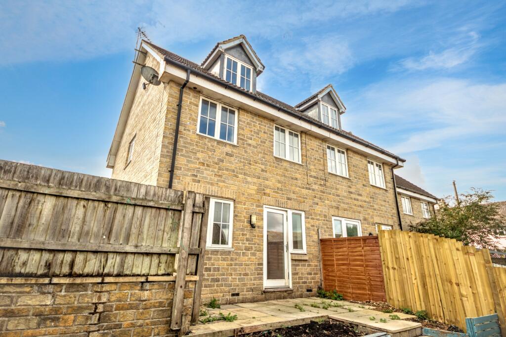 4a Alexander Road, Malmesbury, Wiltshire, SN16 0DW