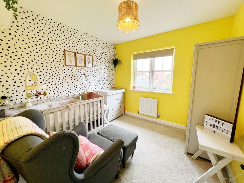 Bedroom 2.jpg