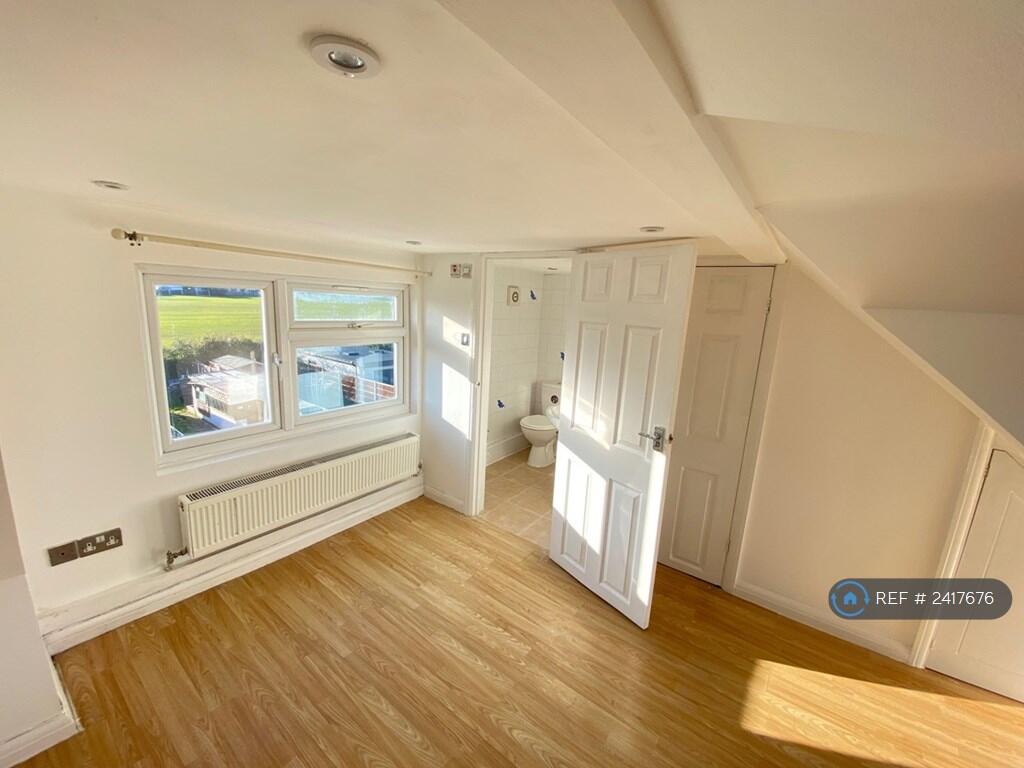 Loft Room - Bedroom 4
