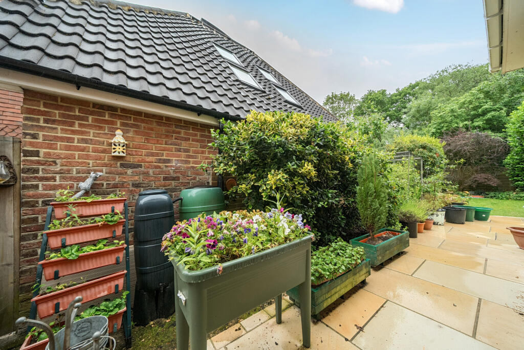 1300641-6-683efc6...