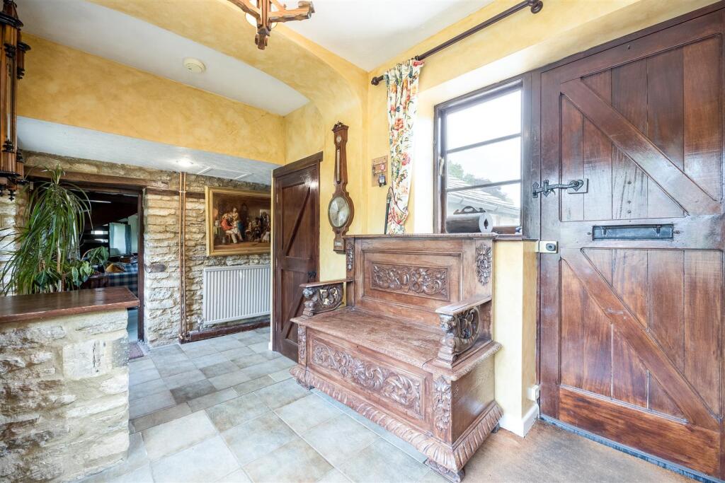 Large hall between old and new