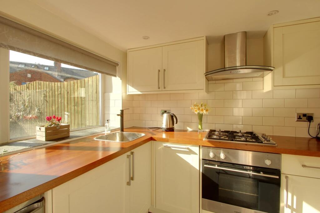 EweMove Harrogate Kitchen