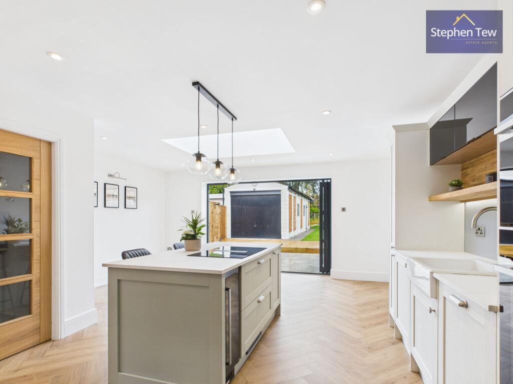 Living / Dining Kitchen