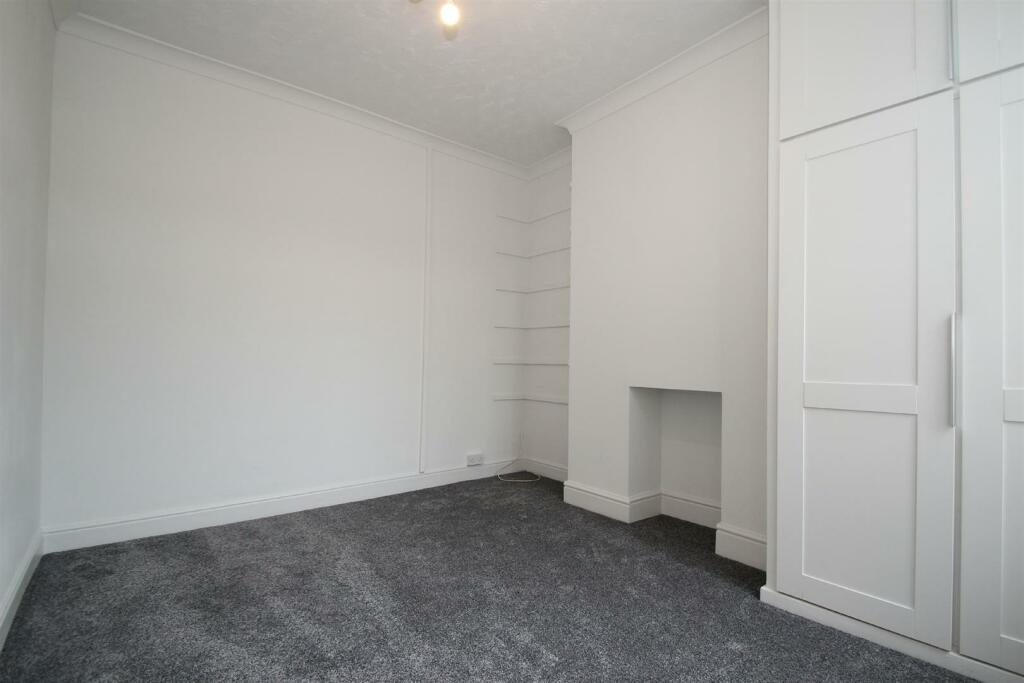 Bedroom 1 Aspect 2