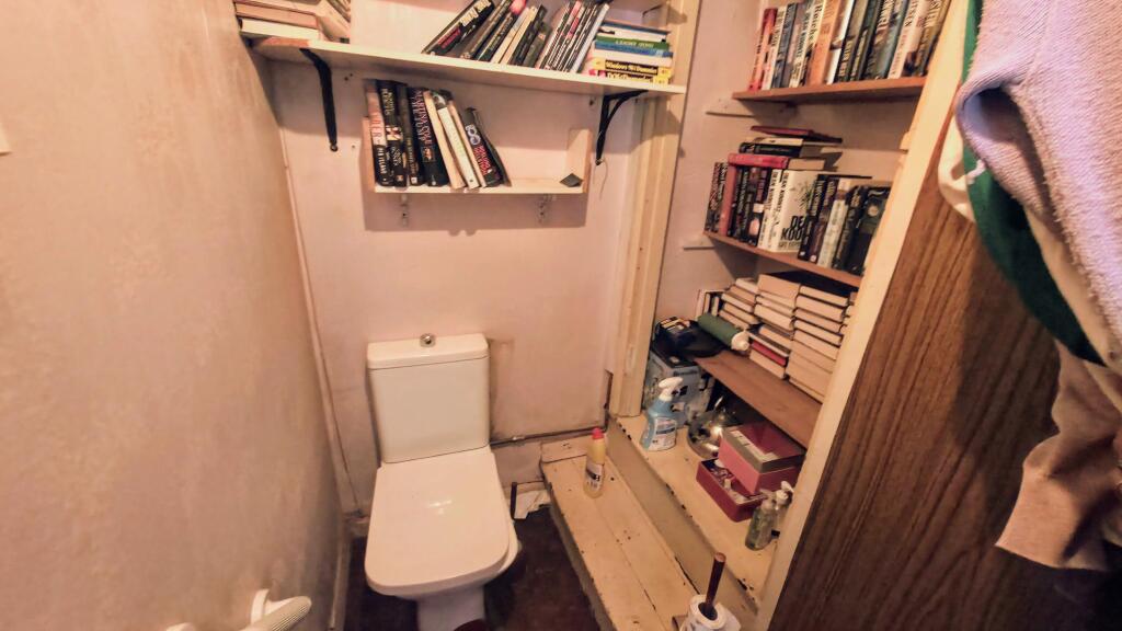 First floor WC