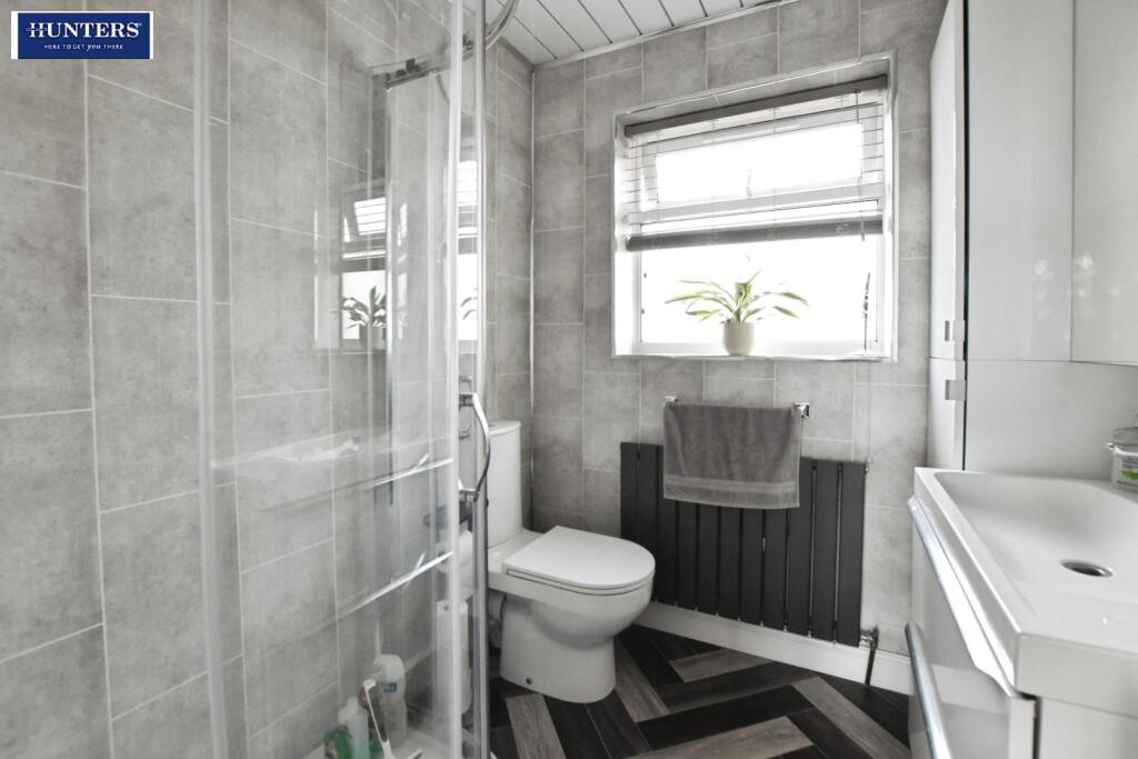 Ground Floor Shower