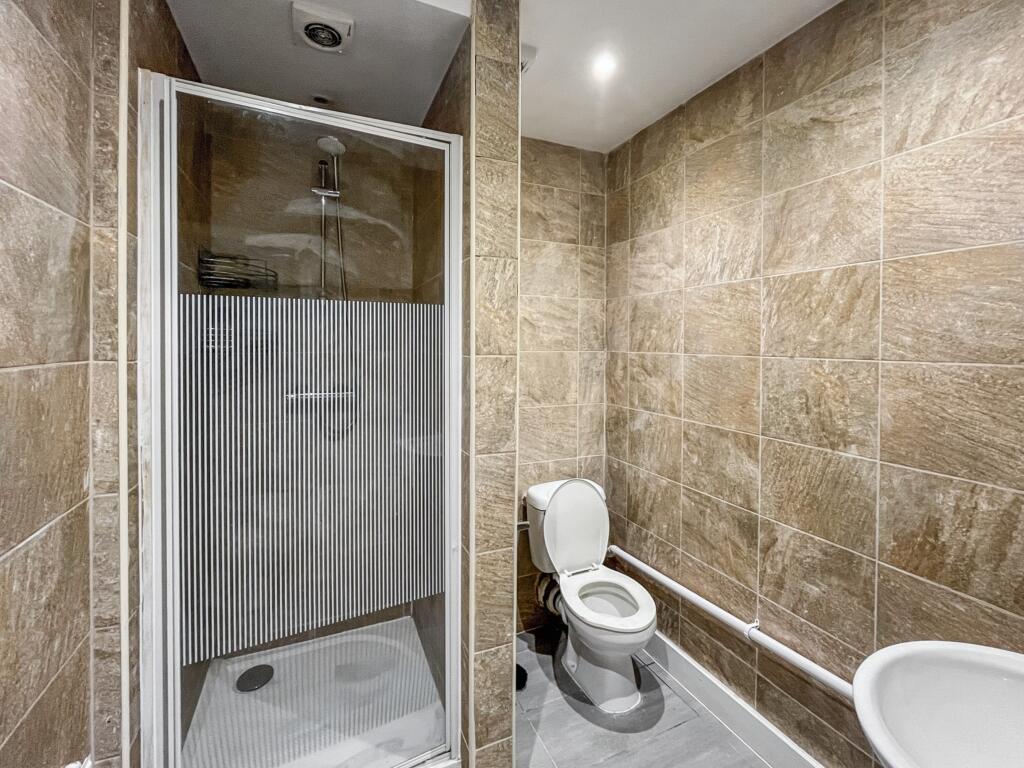 304A High Street, Sutton, Surrey, SM1 1PQ