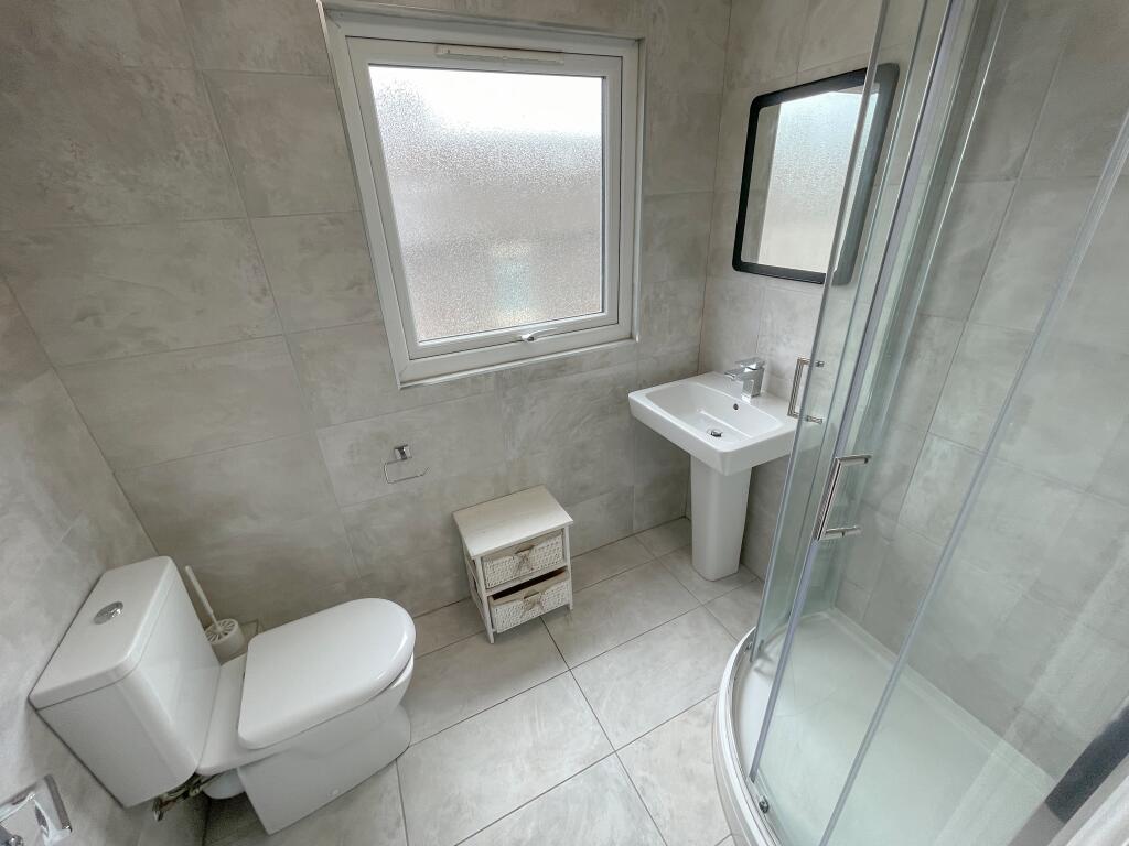 128 Cranborne(2)