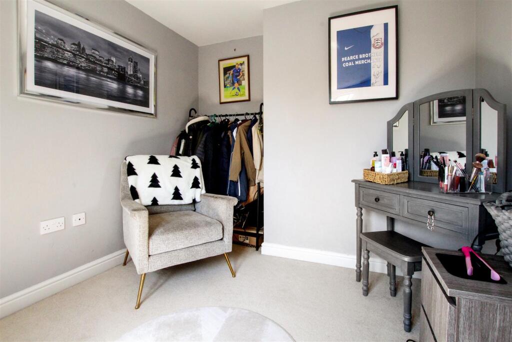 bedroom-4.2-.jpg