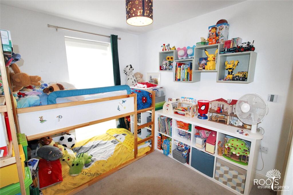 Second With Wardrobe