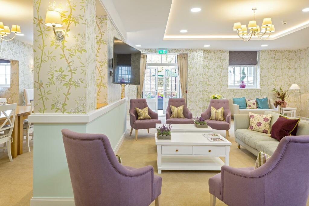Communal Lounge 