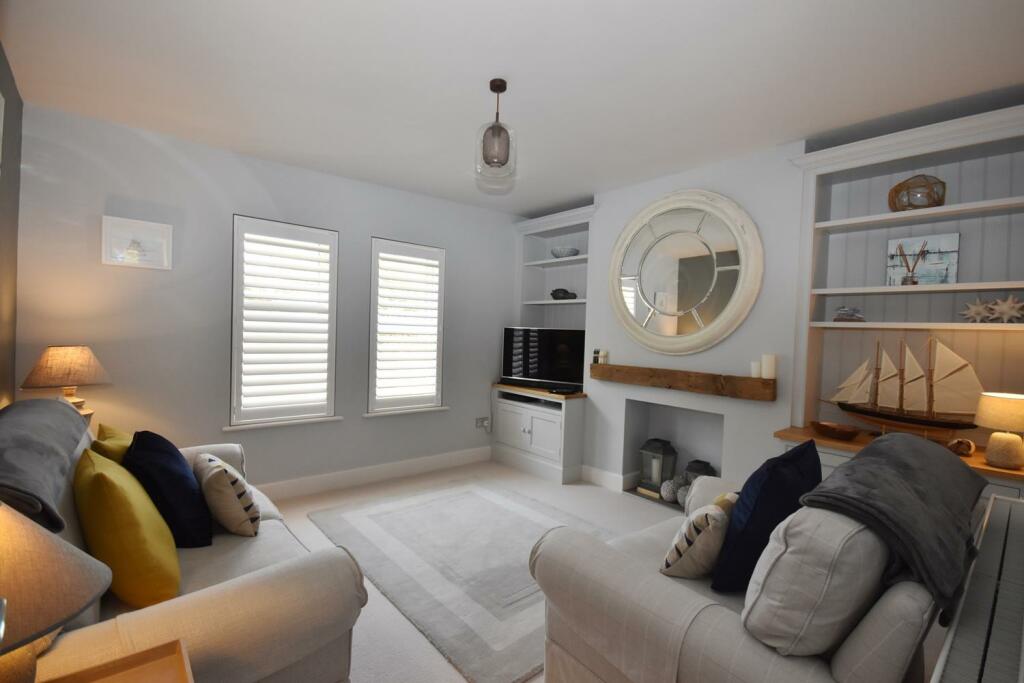 Sitting Room.JPG