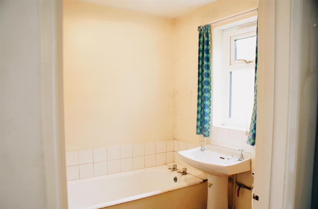 image0016.jpeg