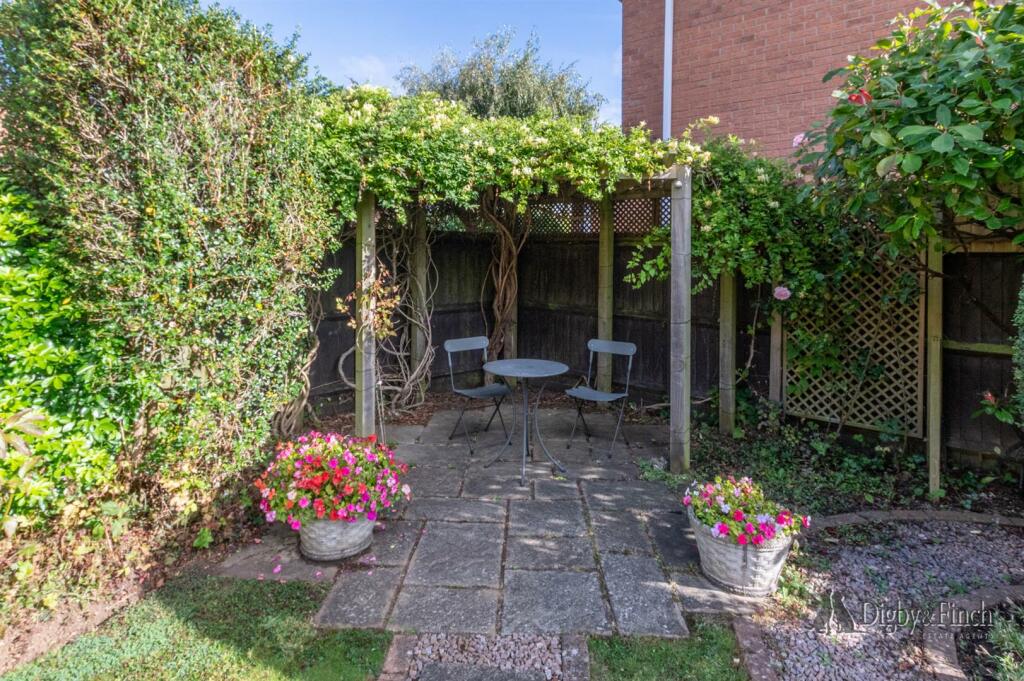 3 Witchley Close -68.jpg