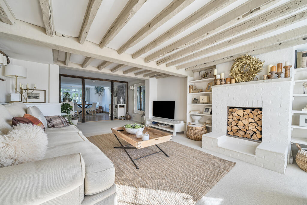 1359534-10-68d573...