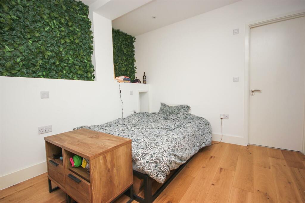 Bedroom two..jpg