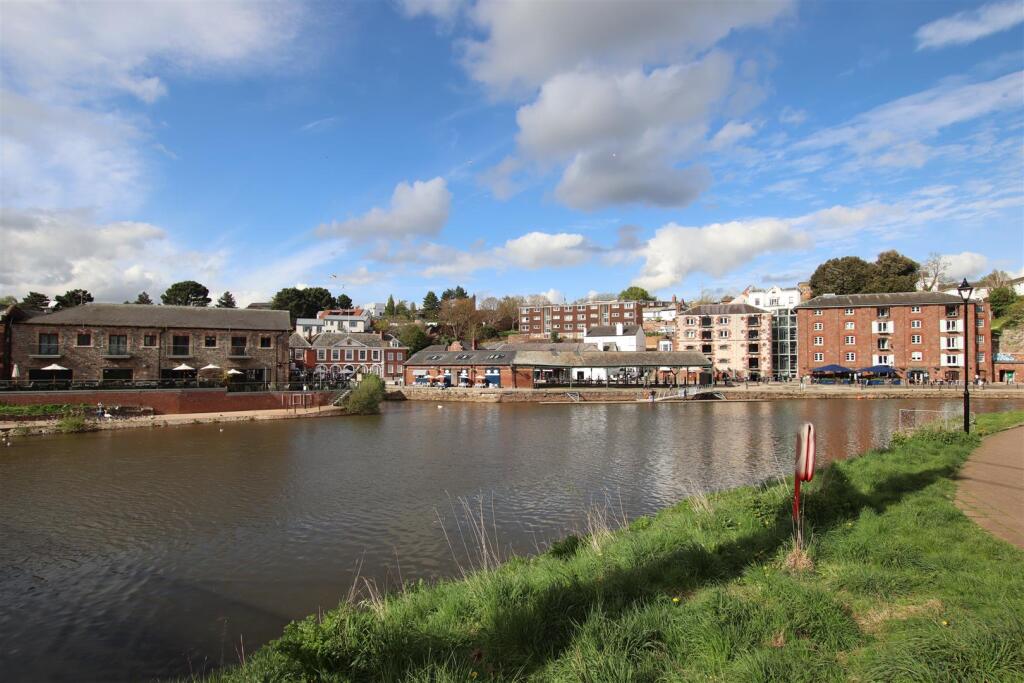 Exeter Quay.JPG
