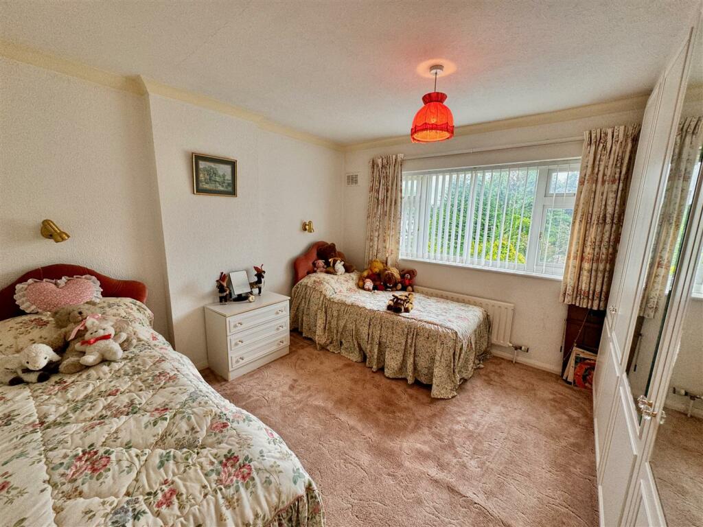 BEDROOM TWO