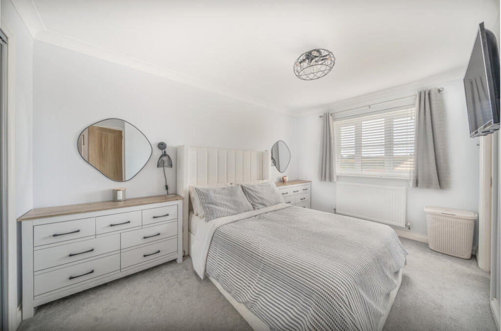 1302998-8-68402c6...