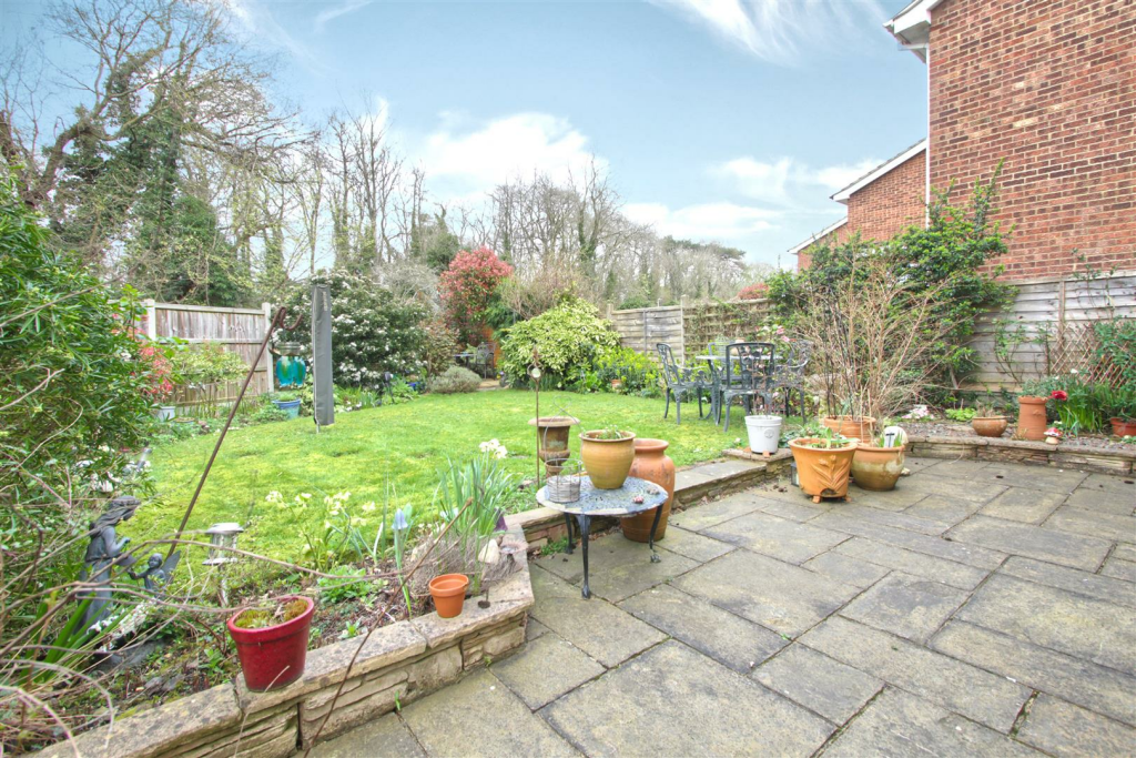 garden 2.png