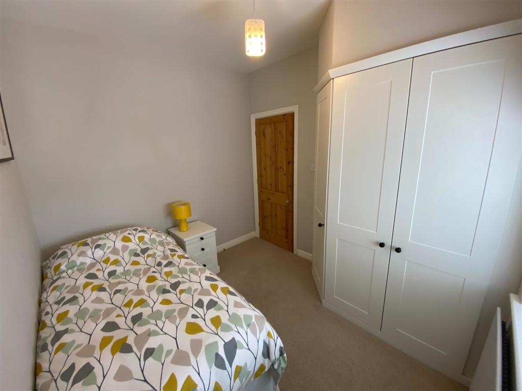 Bedroom 2 Aspect 2.jpg