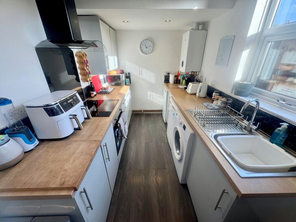 Fitted Kitchen