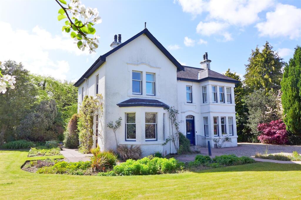 Front of Glenn House