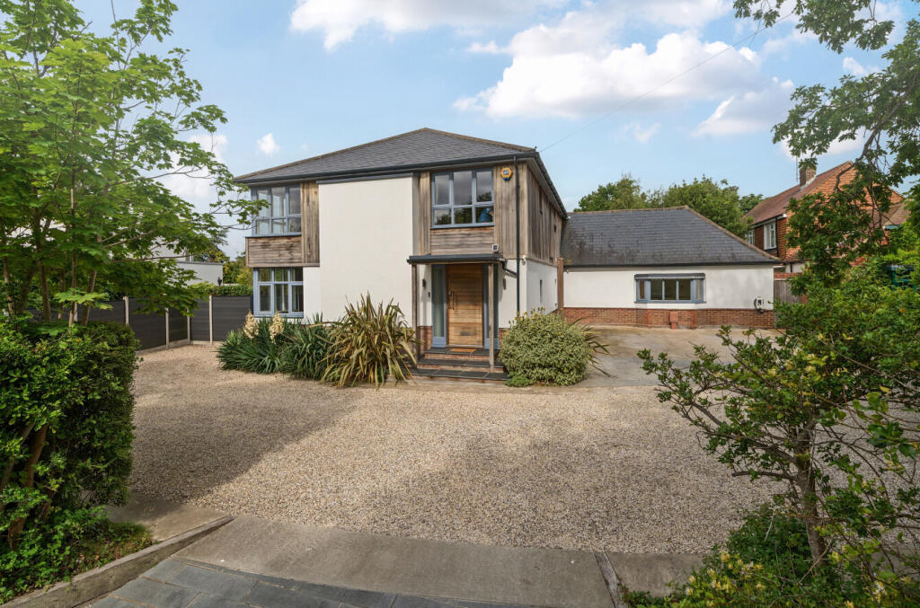 1311707-1-684fdaa...