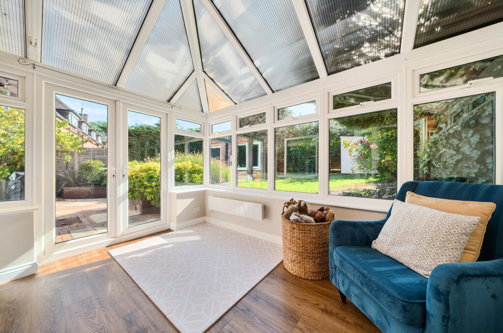 1356544-18-68d110...