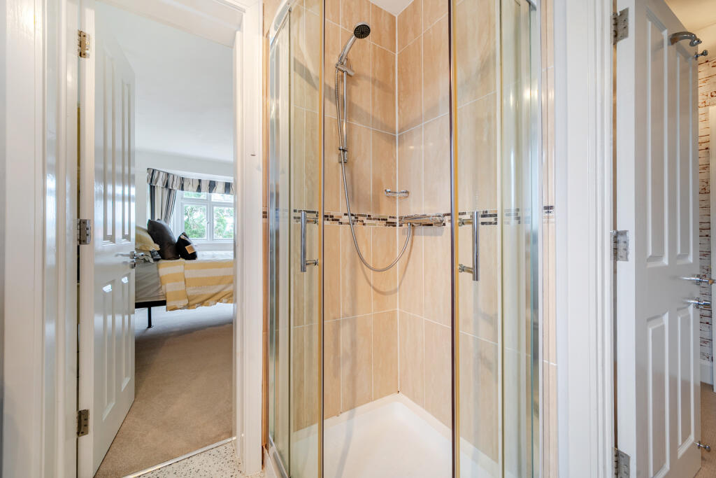 Ensuite Shower Room