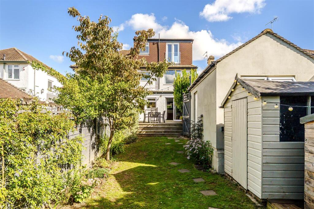 TATTENHAM GROVE (7).jpg