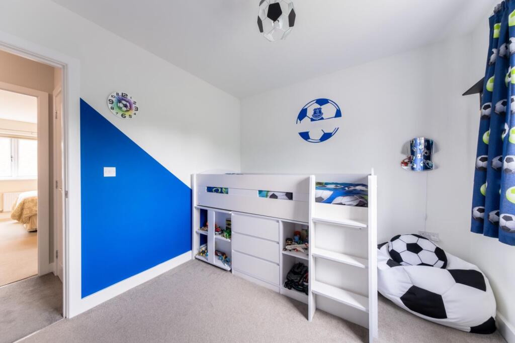 30 Thistle Close-034.jpg